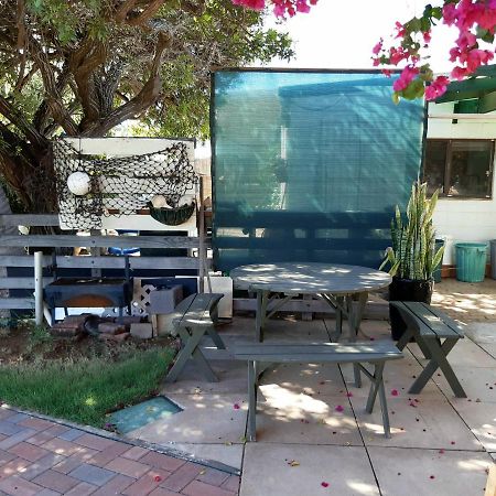 Pelican Point Waterfront Resort Formerly Carnarvon Beach Retreat Bagian luar foto