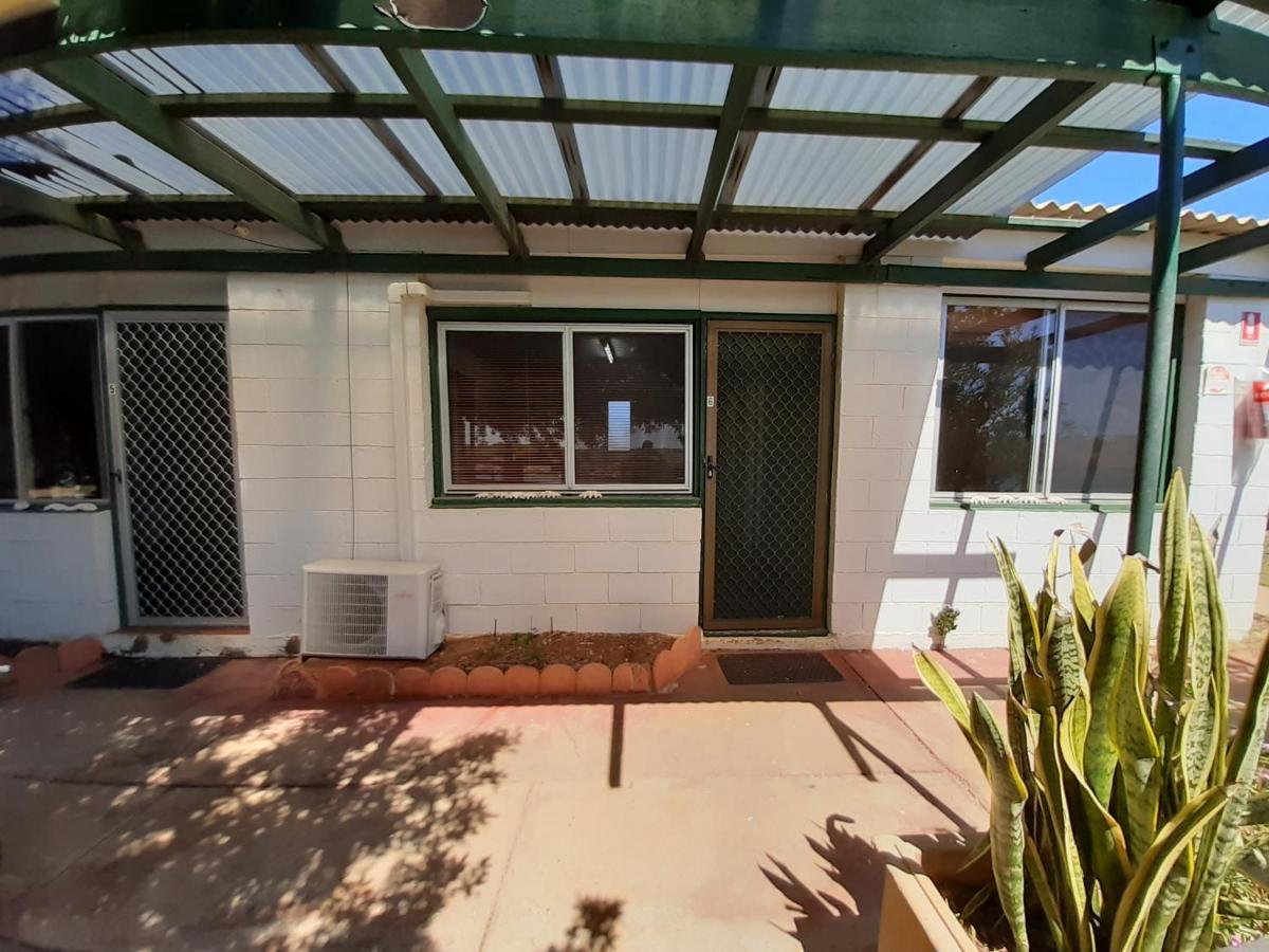 Pelican Point Waterfront Resort Formerly Carnarvon Beach Retreat Bagian luar foto
