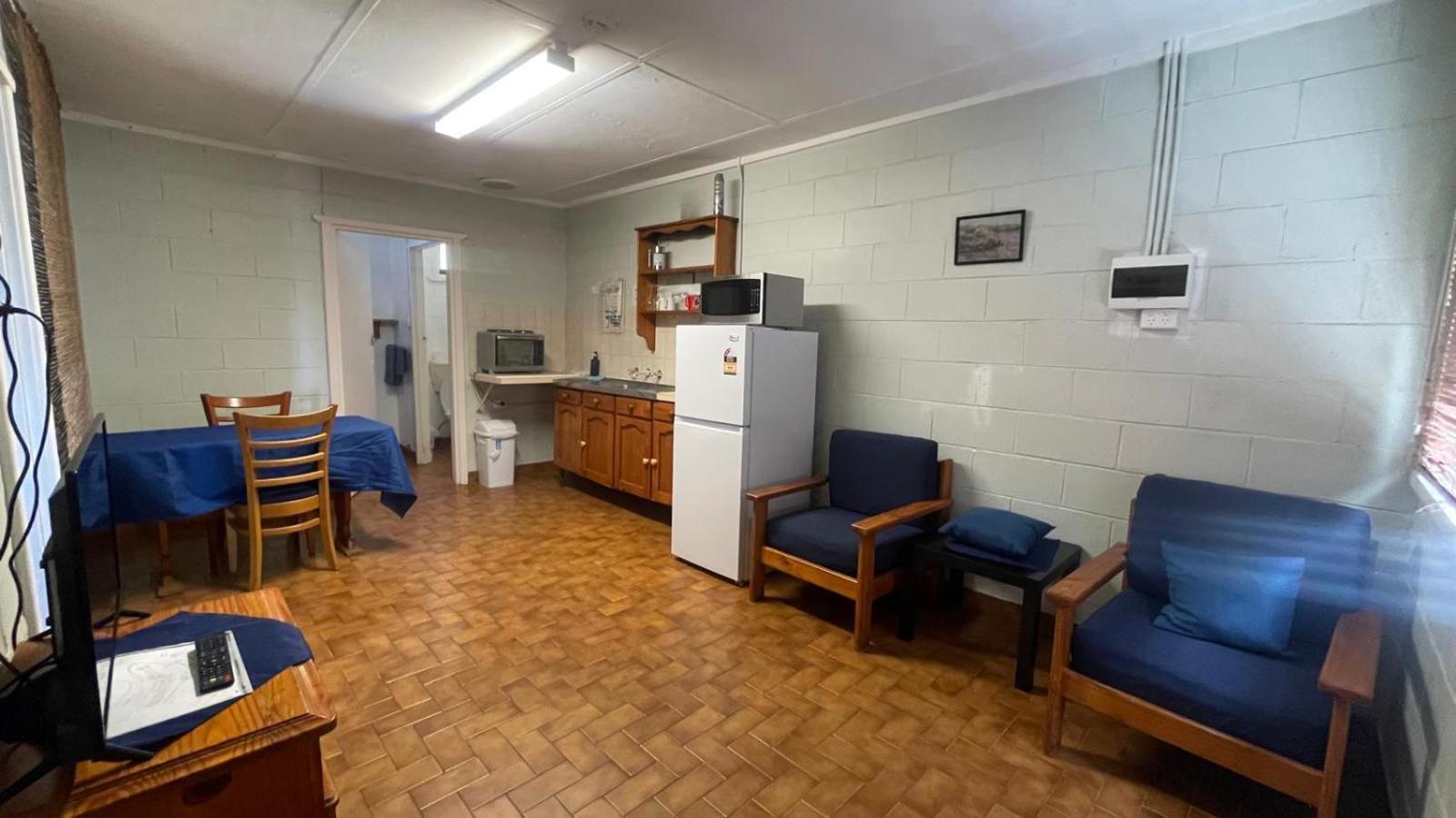 Pelican Point Waterfront Resort Formerly Carnarvon Beach Retreat Bagian luar foto
